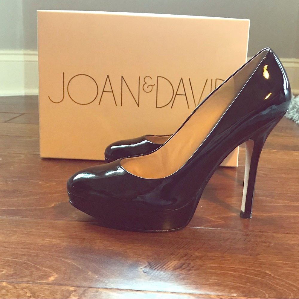 Joan & David “Flipp” Black Patent Leather Pumps